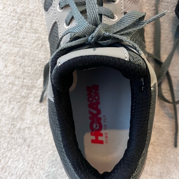 Men's Mesh Arch Support Sneaker 8 - Picture 6 of 9